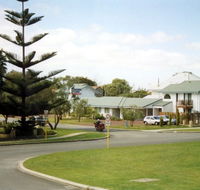 Dolphin Lodge - Accommodation Coffs Harbour