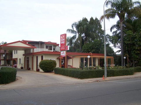 Econo Lodge Griffith Motor Inn - Accommodation Coffs Harbour 7
