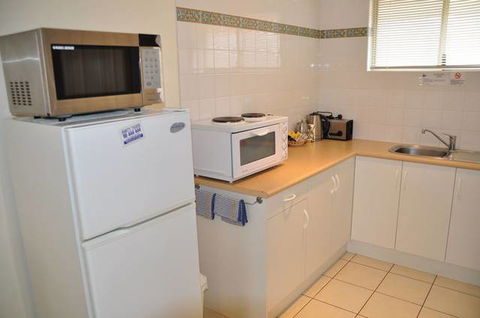 Emu Point Motel & Apartments - Accommodation Coffs Harbour 1