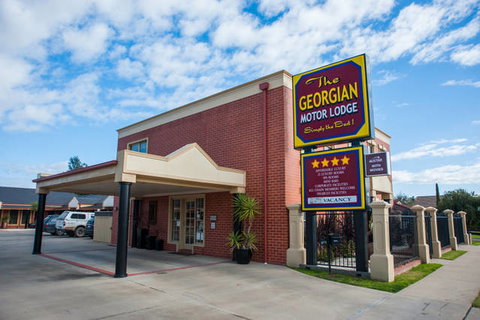 Georgian Motor Lodge - Accommodation Coffs Harbour 1