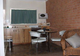 Gilgandra Lodge Motel - Accommodation Coffs Harbour 2