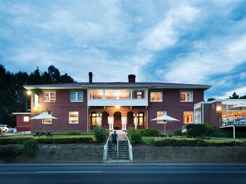 Kermandie Hotel & Marina - Accommodation Coffs Harbour 1