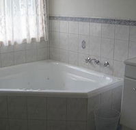 Macburn Self Contained Cottages Dog Friendly - Accommodation Coffs Harbour