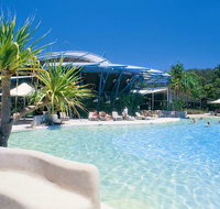 Mercure Kingfisher Bay Resort - Accommodation Coffs Harbour