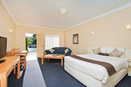 Nagambie Waterfront Motel - Accommodation Coffs Harbour 0