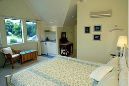 Nelson Bay Getaway - Accommodation Coffs Harbour 0