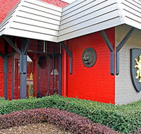 New England Motor Lodge - Accommodation Coffs Harbour