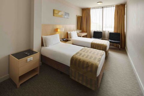 Quality Hotel Ambassador Perth - Accommodation Coffs Harbour 9