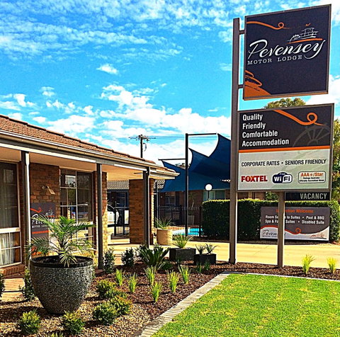 Pevensey Motor Lodge - Accommodation Coffs Harbour 0