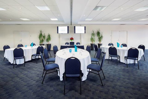 Premier Hotel & Apartments - Accommodation Coffs Harbour 11