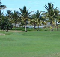 Queens Beach Tourist Village - Accommodation Coffs Harbour