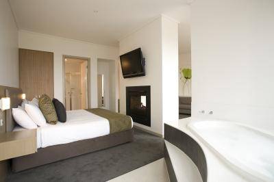RACV Goldfields Resort - Accommodation Coffs Harbour 3