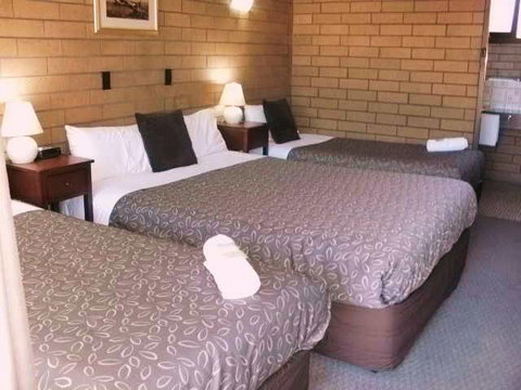 Rippleside Park Motor Inn - Accommodation Coffs Harbour 0