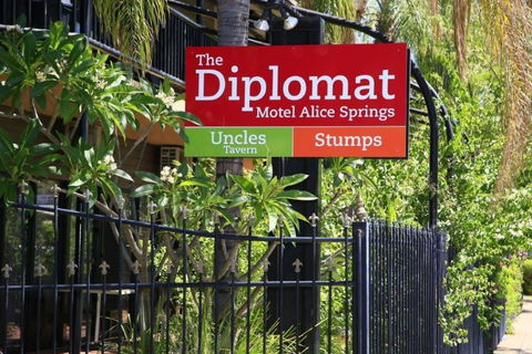 Diplomat Motel - Accommodation Coffs Harbour 4