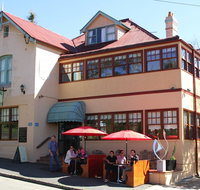 Jamison Guesthouse and The Rooster Restaurant - Accommodation Coffs Harbour