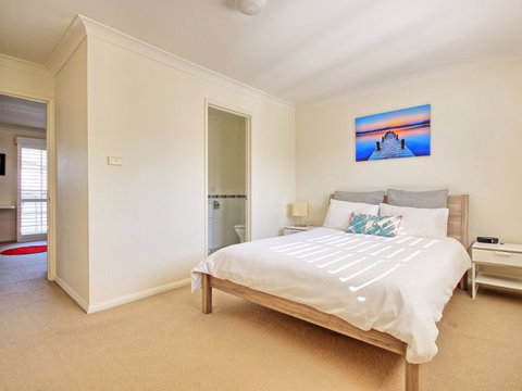 Seaview - Accommodation Coffs Harbour 80