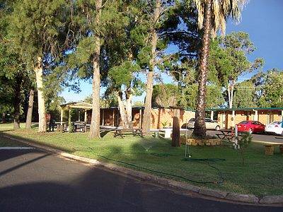 Silver Oaks Motel - Accommodation Coffs Harbour 1