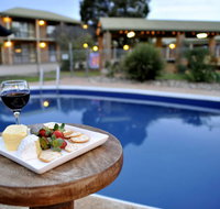 Statesman Motor Inn - Accommodation Coffs Harbour