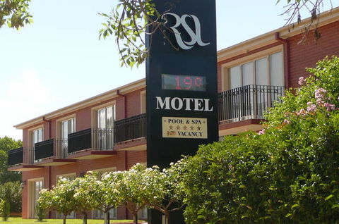 Wagga RSL Club Motel And Apartments - Accommodation Coffs Harbour 1