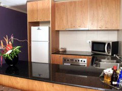 Waldorf Apartment Hotel Canberra - Accommodation Coffs Harbour 3