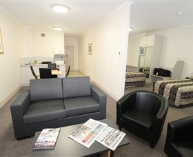 Goodearth Hotel - Accommodation Coffs Harbour 3