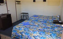 Bluey Motel - Lightning Ridge - Accommodation Coffs Harbour 1