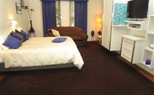 Retreat At Froog-Moore Park - Tamworth - Accommodation Coffs Harbour 4
