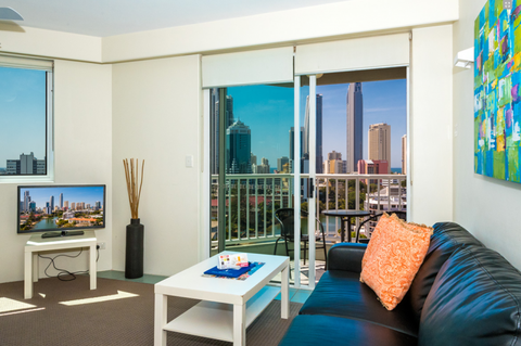 The Emerald Surfers Paradise - Accommodation Coffs Harbour 9
