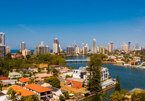 The Emerald Surfers Paradise - Accommodation Coffs Harbour 6