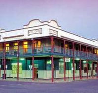 Hotel Corones - Accommodation Coffs Harbour