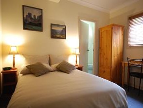 Ashfield Manor - Accommodation Coffs Harbour 0