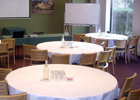 Best Western The Tudor Box Hill - Accommodation Coffs Harbour 2