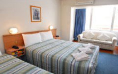 Metropolitan Motor Inn - Accommodation Coffs Harbour 0