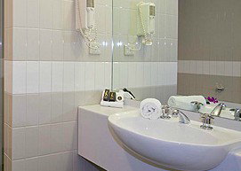 Hemisphere Conference Centre & Hotel - Accommodation Coffs Harbour 2