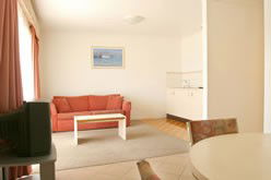 Argyle Terrace Motor Inn - Accommodation Coffs Harbour 0