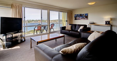 Albacore Luxury Holiday Apartments - Accommodation Coffs Harbour 1