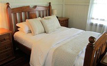 Paul Readers Yellow Haus - Accommodation Coffs Harbour 0