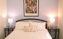 The White House Apartment - Accommodation Coffs Harbour 4