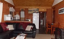 Pinegrove Cottage - Accommodation Coffs Harbour 0