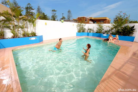 Sydney, Collaroy Beachouse YHA - Accommodation Coffs Harbour 1