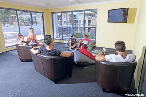 Sydney, Collaroy Beachouse YHA - Accommodation Coffs Harbour 8