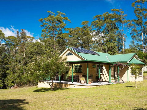 Narrawallee Creek Studio - Accommodation Coffs Harbour 0