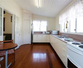 Holiday House At Cook Street Townsville - Accommodation Coffs Harbour 1