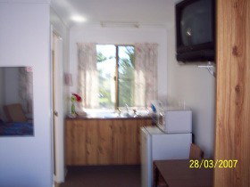 Killarney Sundown Motel And Tourist Park - Accommodation Coffs Harbour 3