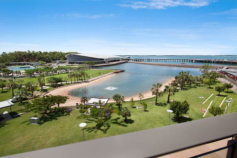 Akuna Waterfront - Accommodation Coffs Harbour 4