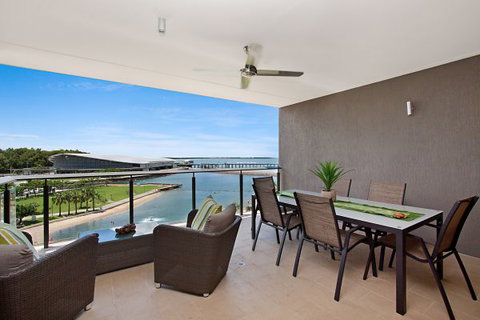 Akuna Waterfront - Accommodation Coffs Harbour 6