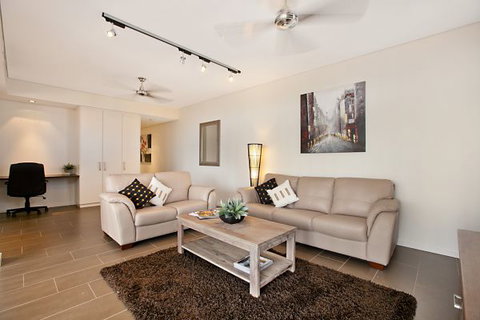 Ananya Executive - Accommodation Coffs Harbour 2