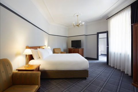 Brassey Hotel - Accommodation Coffs Harbour 1