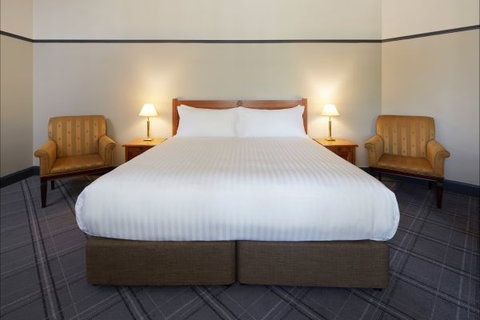 Brassey Hotel - Accommodation Coffs Harbour 3