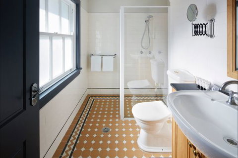 Brassey Hotel - Accommodation Coffs Harbour 4